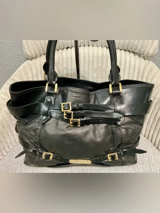 Burberry bags - Picture 2 of 15